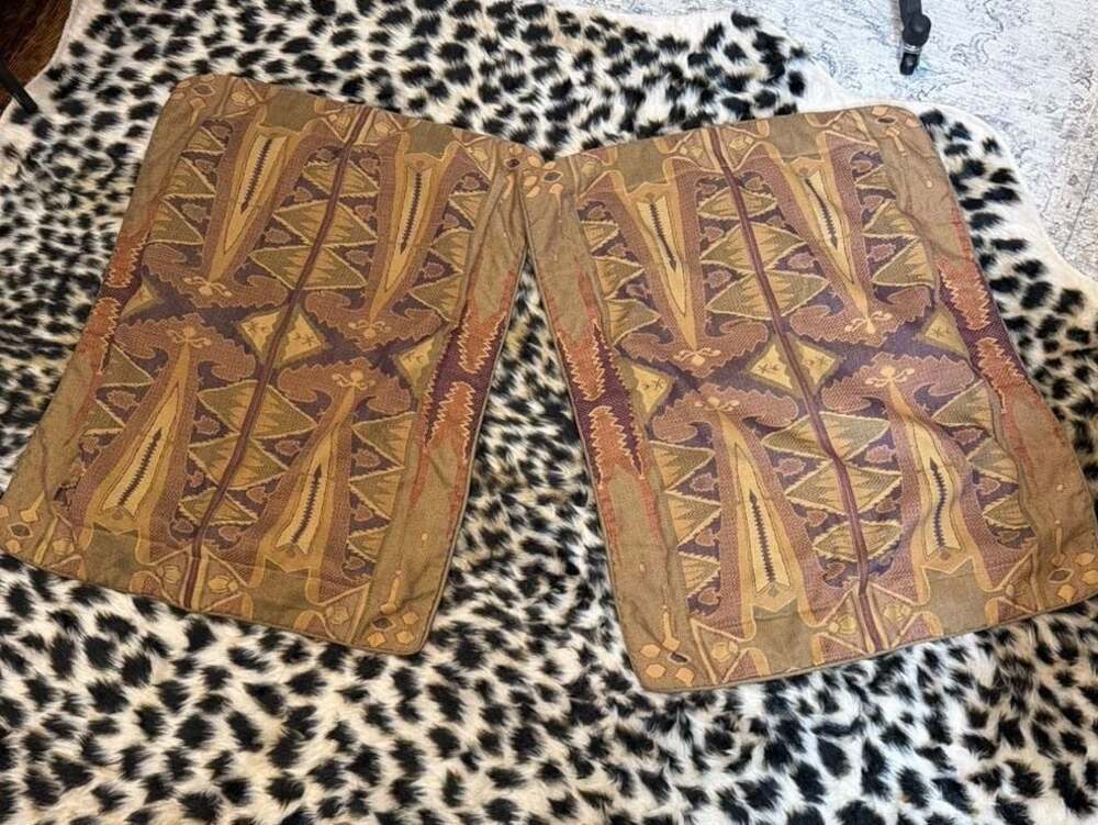 Vintage Newport Kayenta Pattern Standard Pillow Shams Pair Set of 2